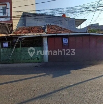 Rumah Tua Pinggir Jalan Raya, Kamal Raya - Tegal Alur