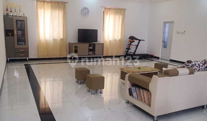 Modern & Beautiful House Puri Gardenia, Kalideres 2