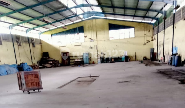 Factory Warehouse Pasar Rebo - East Jakarta Suitable for Business