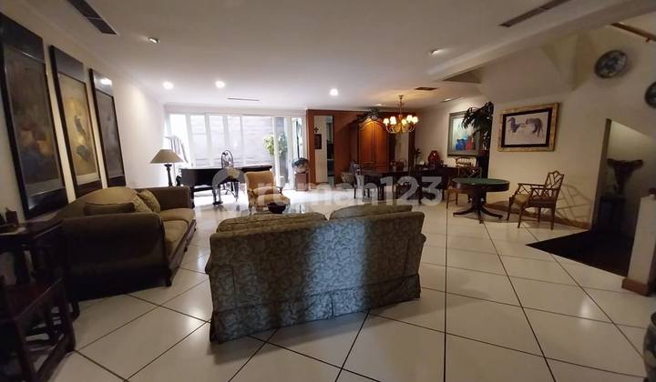 Dijual | Rumah Siap Huni | Terawat | Lingkungan Asri | Menteng | Jakarta Pusat