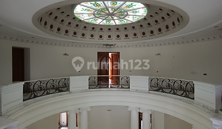 Disewakan | Rumah Mewah | Unfurnished | Pool | Silent Office | Menteng | Jakarta Pusat