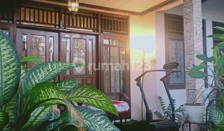 Rumah Hook Asri Bagus 2 Lantai Pondok Kelapa Murah