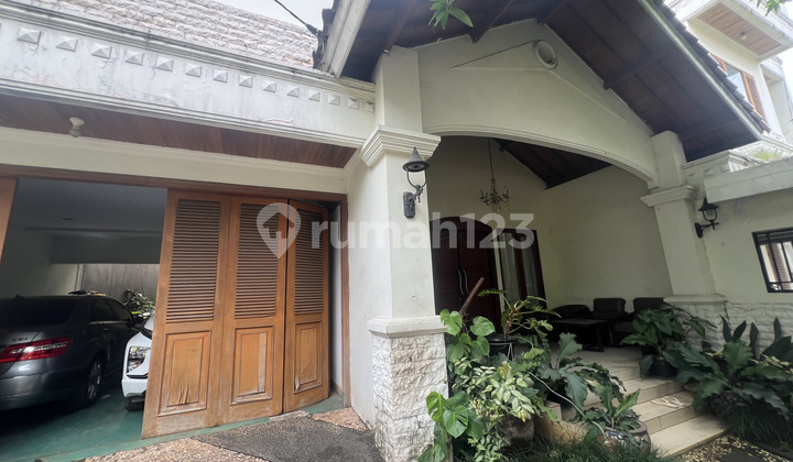 Rumah Mewah Menteng 535M² Interior Cantik - Siap Huni & Strategis Murah