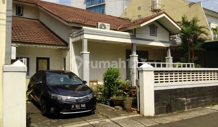 Rumah Mewah Menteng Murah - Lokasi Elit & Kondisi Terawat