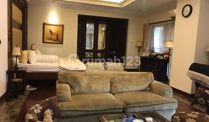 Ultra Luxury Hoek Mansion Menteng! Private Lift & Pool - Full Furnished