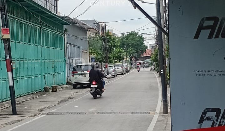 Affordable House, Land Calculation, Lautze Raya, Strategic Location, Equivalent to NJOP 2