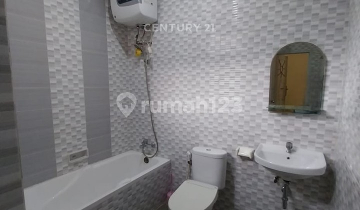 RUMAH BAGUS SEMI FURNISH SIAP HUNI DI LIPPO CIKARANG 2
