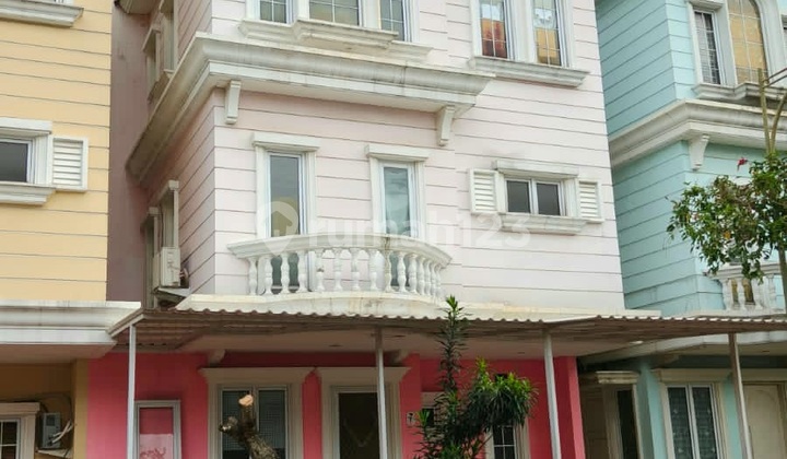 Rumah 3 Lantai Hanya 1.7 M