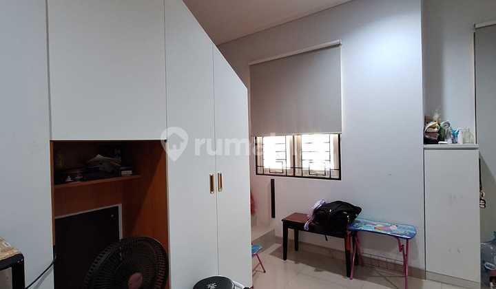 Dijual Rumah di The Savia B S D 2