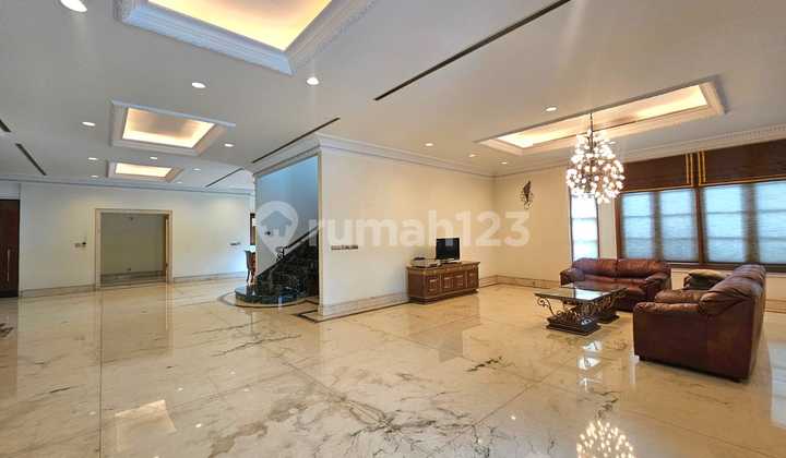 Rumah Mewah Dijual di Kedoya Baru Rumah Mewah Dijual di Kedoya Baru