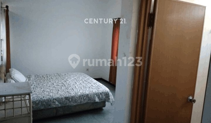 Rumah 2 Lantai Lokasi Strategis dan Asri di Lembang Bandung 2