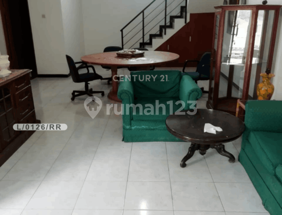 Rumah 2 Lantai Lokasi Strategis dan Asri di Lembang Bandung