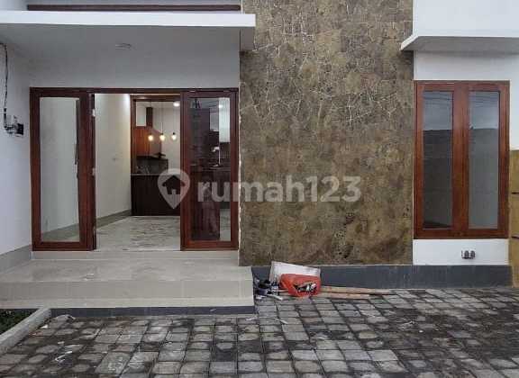 Rumah Bagus di Dauhpuri Kelod