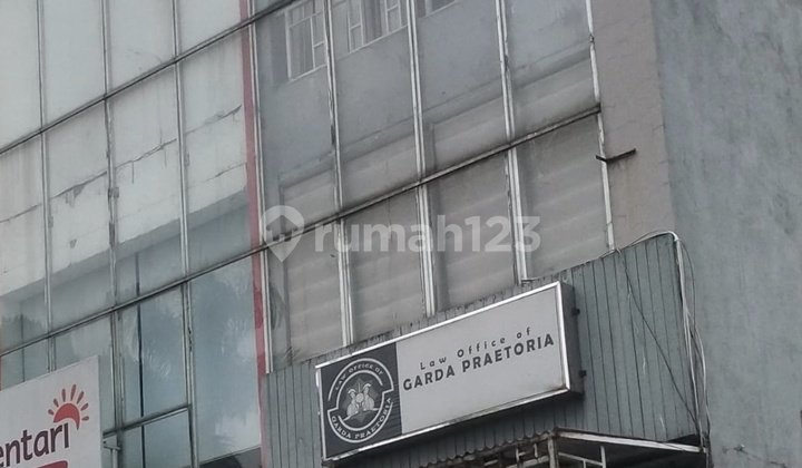 Shop House 3 Floors Terusan Sutami 1