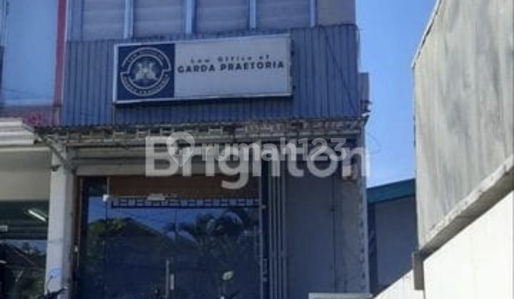 Shop House 3 Floors Terusan Sutami 2