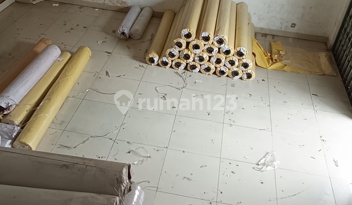 Disewakan Cepat Gudang 3 Lantai Bizpark Cakung Disewakan Cepat Gudang 3 Lantai Bizpark Cakung