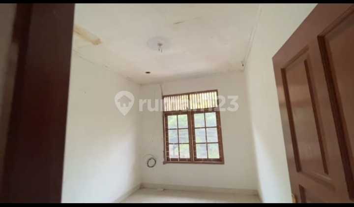 Dijuat Cepat Rumah 2 Lantai di Taman Nyiur 2