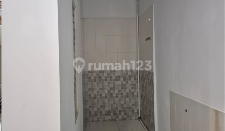 Disewakan Rumah Siap Huni 2 Lantaidi Danau Indah Jakarta 2