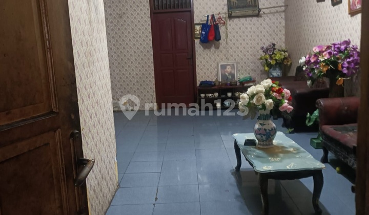 Dijual Cepat Siap.huni Rumah 2 1/2 Lt di Alur Laut