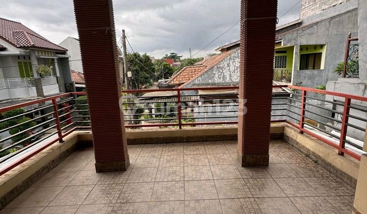 House for Sale in Villa Nusa Indah 5 2