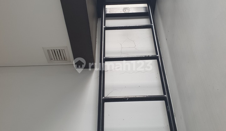 New House in Cimanggis Golf Estate Located Inside the Cluster Near the Cluster Entrance