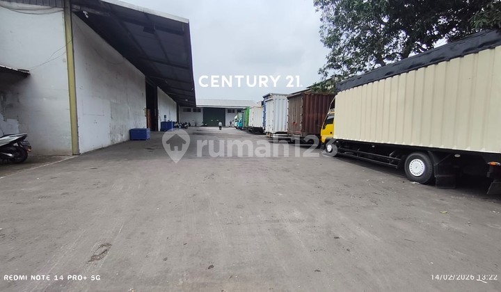 Warehouse with Strategic Location in Cirebon City Area
