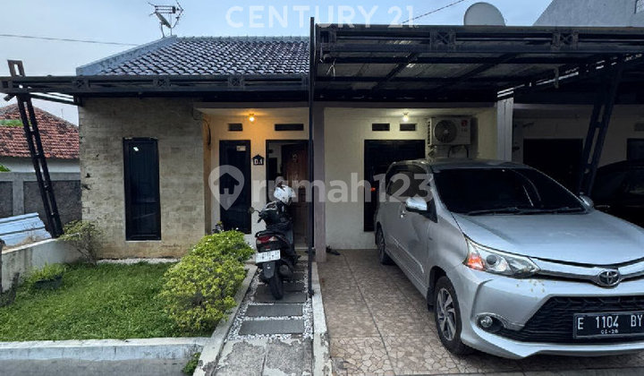 Ready-to-Occupy House with a Scenic Environment, Beranda Sendang Asri Sumber