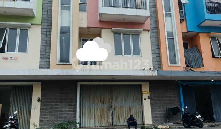 For Rent 3-Story Shop House in Heliconia Harapan Indah, Bekasi For Rent 3-Story Shop House in Heliconia Harapan Indah, Bekasi