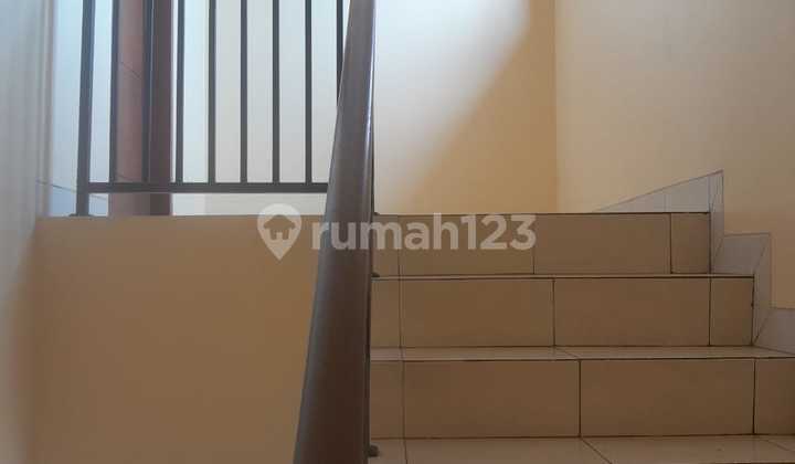 Disewakan Rumah 2 Lantai di dalam Cluster Harapan Indah 2, Bekasi 2
