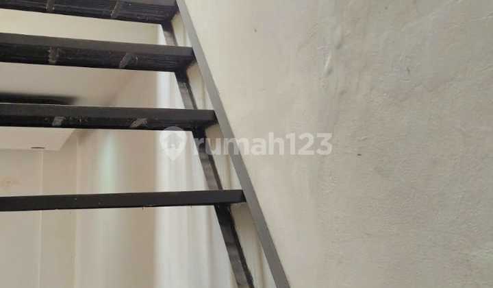 House for Sale in Cikunir Mediterania Regency, Bekasi 2