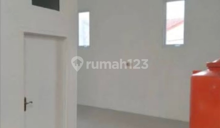 Rumah Lokasi Strategis di Harapan Baru Regency, Bekasi  2
