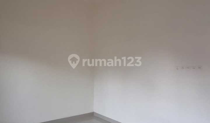 Dijual Rumah di Taman Harapan Baru, Bekasi Kota 2