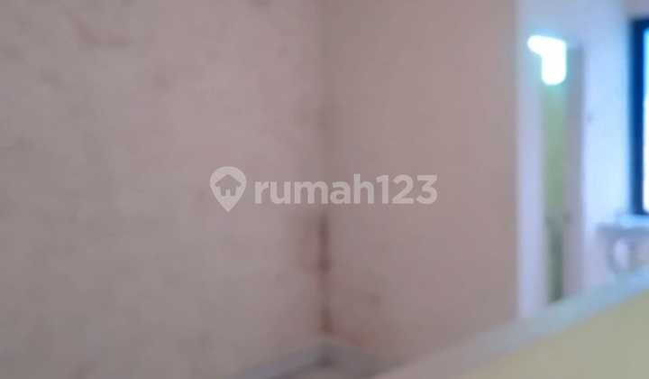 Ruko 2 lantai Di jalan Taruna Kel ******** gadung Jakarta timur