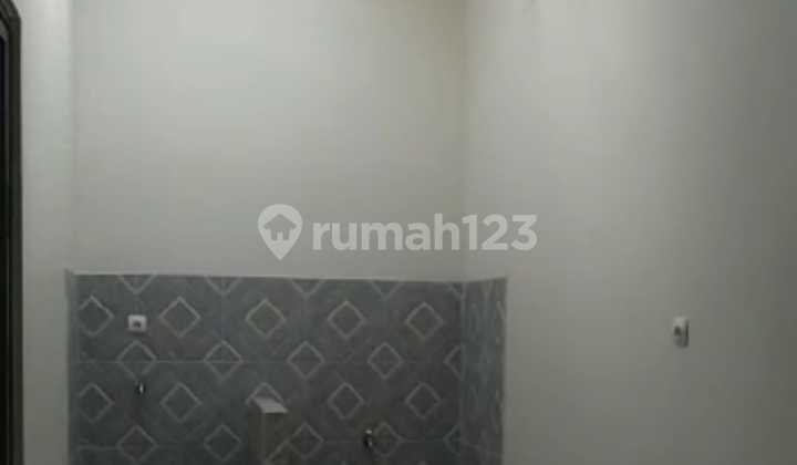 For sale: nice newly renovated 2-story house ready to occupy in Harapan Mulya, Alamanda cluster, Tarumajaya, Bekasi. 2