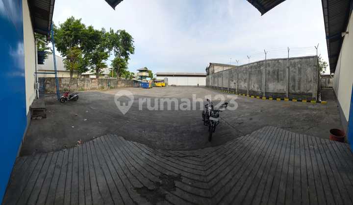 Gudang di Cakung Jakarta Timur