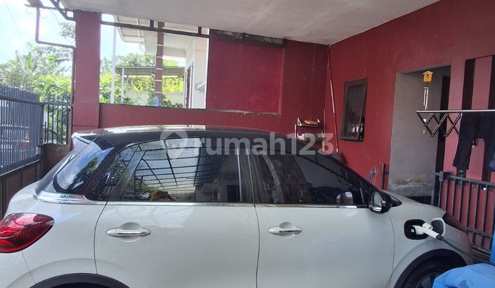 Dijual Rumah Bagus Terawat 1,5 Lantai.semi Furnis Dijatibening 2