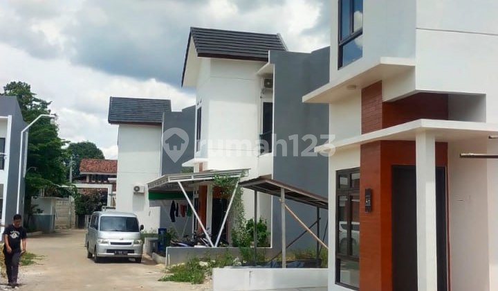 For Sale Quick 2-Story House Ready to Occupy Flood-Free Dijatiasih 2