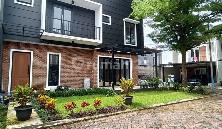 For Sale Modern Style House Inside Jatiwaringin Cluster 1