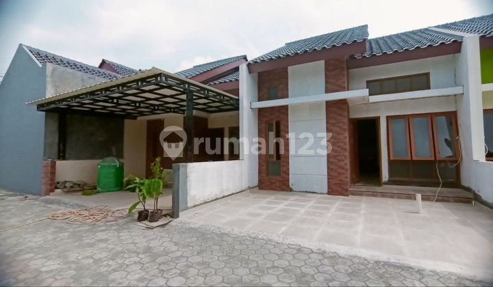 Dijual Rumah Baru,One Gate System Jalan Ratna Jatibening Bekasi 2