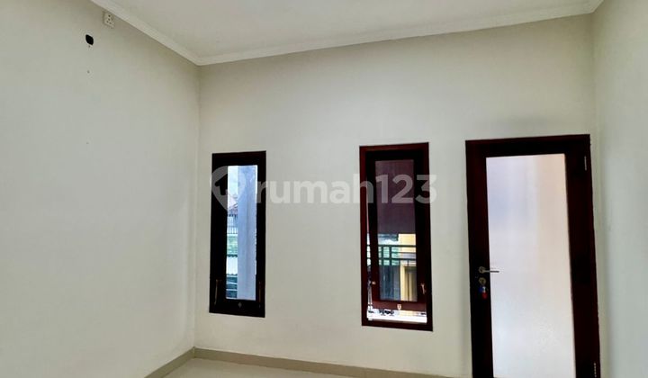 RUMAH MODERN 2 LANTAI AREA PADANG SAMBIAN  2