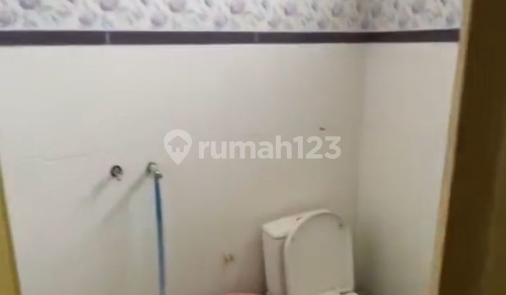 Minimalist House Near Denpasar in the Batubulan Area 2