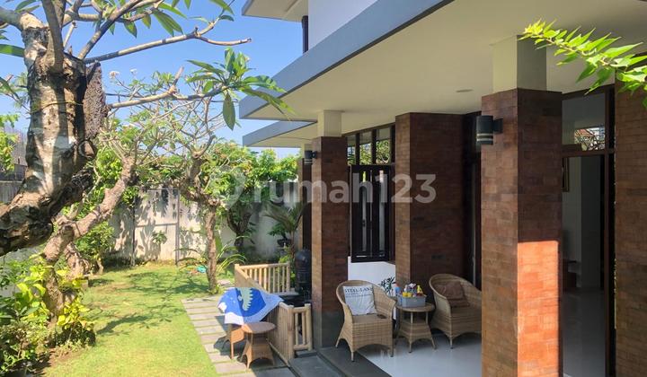 Beautiful Semi-Villa Beach House in the Sanur Area Beautiful Semi-Villa Beach House in the Sanur Area