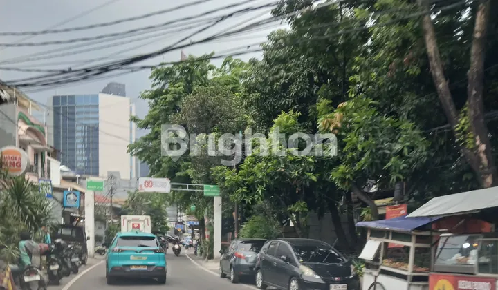 Dijual Cepat Rumah Besar / Kos-Kosan 2