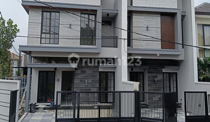 Rumah Baru Gress MANYAR Under 2M, Row Jalan 4 Mobil Lebar Rumah Baru Gress MANYAR Under 2M, Row Jalan 4 Mobil Lebar