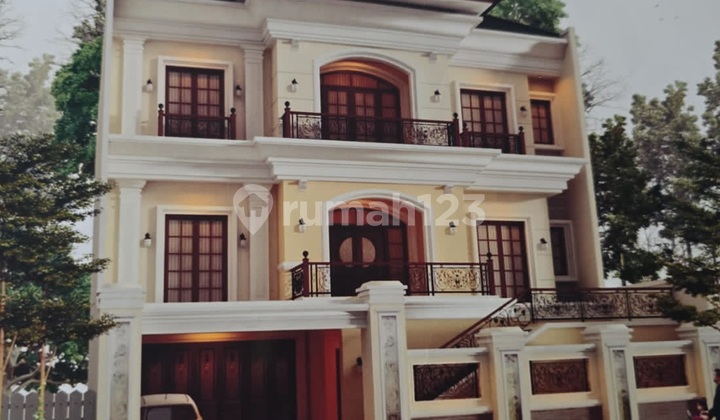  Rumah Villa Royal PAKUWON CITY, 3 Lantai, Dengan Kolam Renang dan Lift 