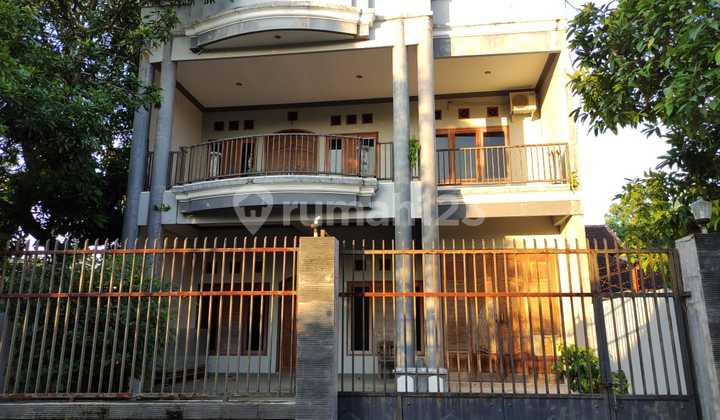 Quick Cheap Sale 2-Story House in Man Alley, Sumbawa City, West Nusa Tenggara Quick Cheap Sale 2-Story House in Man Alley, Sumbawa City, West Nusa Tenggara