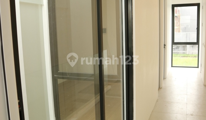  Rumah Baru GRAHA GREEN GARDEN, Wiyung dekat Dian Istana  2