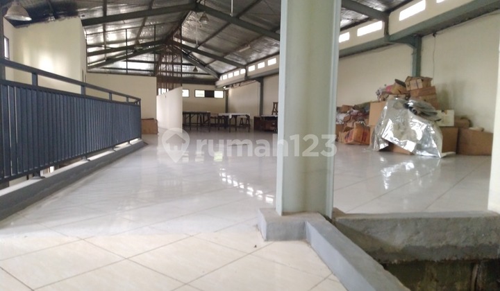 Disewakan Ruko Jati Asih , untuk Mengembangkan Bisnis Anda di Kawasan Strategis Jatiasih, Bekasi. Bangunan Luas dan Representatif, Sangat Cocok untuk Berbagai Jenis Usaha Seperti Kantor, Sekolah, Klinik, Gudang, Training Center, atau Usaha Komersial Lainn