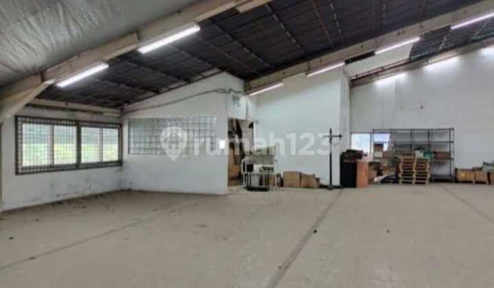 For Rent & Quick Sale Former Drinking Water Factory, in Cakung, East Jakarta. For Rent & Quick Sale Former Drinking Water Factory, in Cakung, East Jakarta.