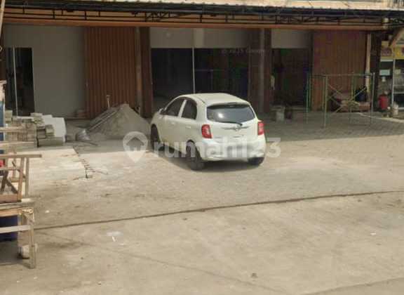 For Rent: Spacious, Affordable, Clean, Ready-to-Use Long Shop in Babelan Square